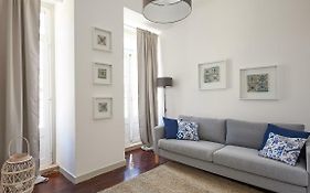 Love Inn Bairro Alto